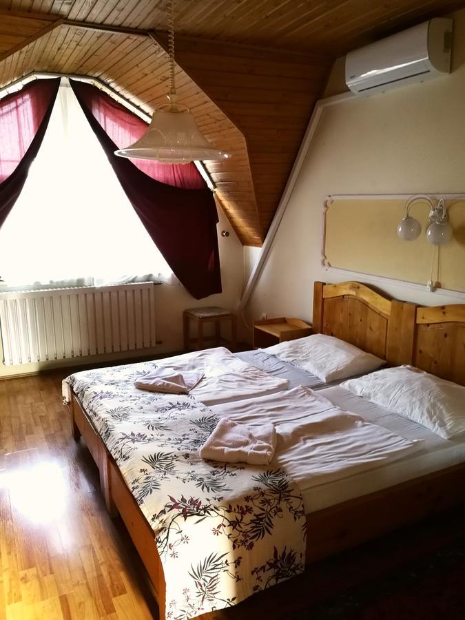 Hotel Korona Hajduszoboszlo Exterior photo